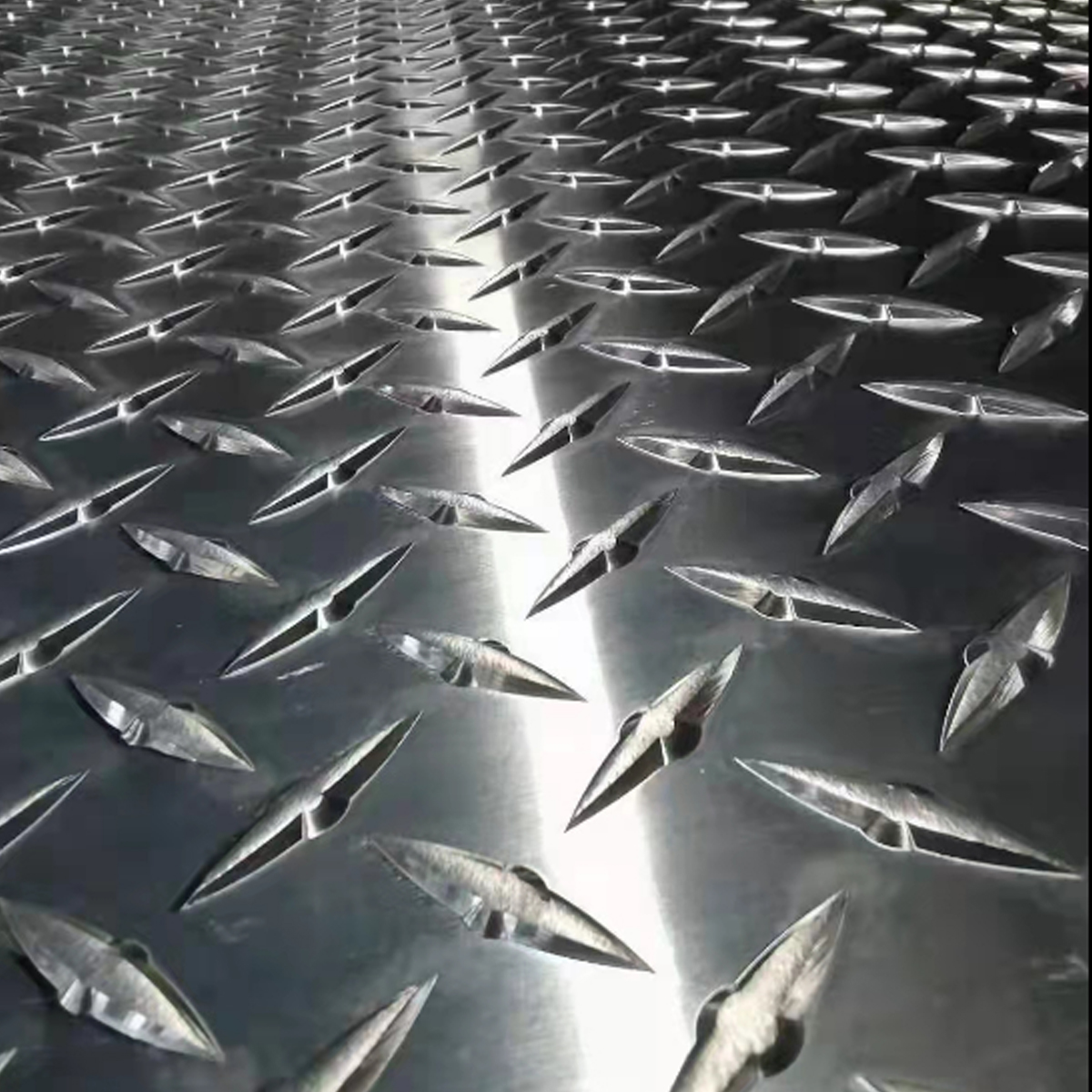 Aluminum Diamond Tread Plate Aluminum Diamond Tread Plate